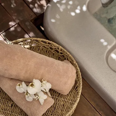 Stelia Mare Boutique מלון נאוסה