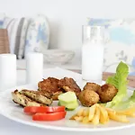 Отель Stelia Mare Boutique 4*