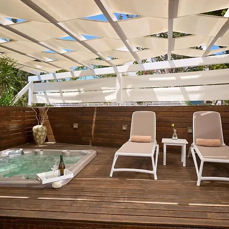 Stelia Mare Boutique Hotel Náousa
